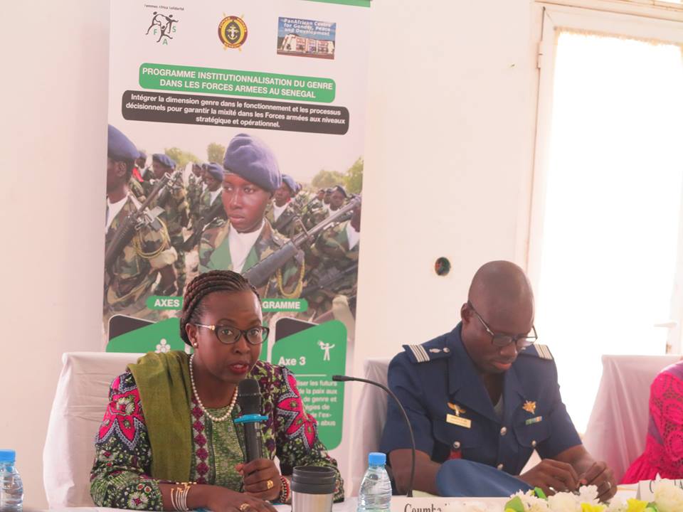 GrassToucher_0x's tweet photo. Les images de l'atelier de validation des modules de formation sur le Genre destinés aux écoles et centres de formation des personnel militaire du 19 Oct. 2018 organisé par @FASNGO . Merci à @UKinSenegal @AmbCanSenegal, @ONUFemmes, #MFA, #MFFG @AUBinetaDiop, @HodgsonGeorge https://t.co/rM43lq5iq0