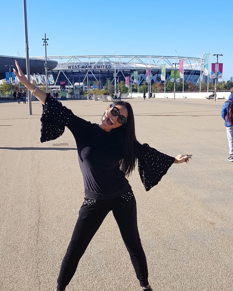 sallyevans1987's tweet photo. Back to my old days lol
Memories 
Hammerette 
Olympic park baby https://t.co/NtvY3i9Ml7