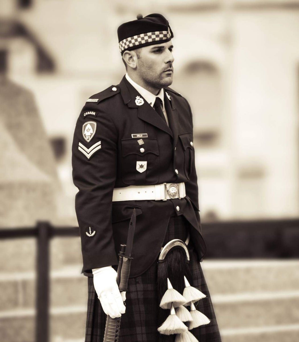 4 yrs ago today  Corporal #NathanCirillo was shot &amp; killed in cold blood, as he was guarding the tomb of the unknown soldier in our nation's capital. Please take a moment to share this message  and to remember his service and humanity.