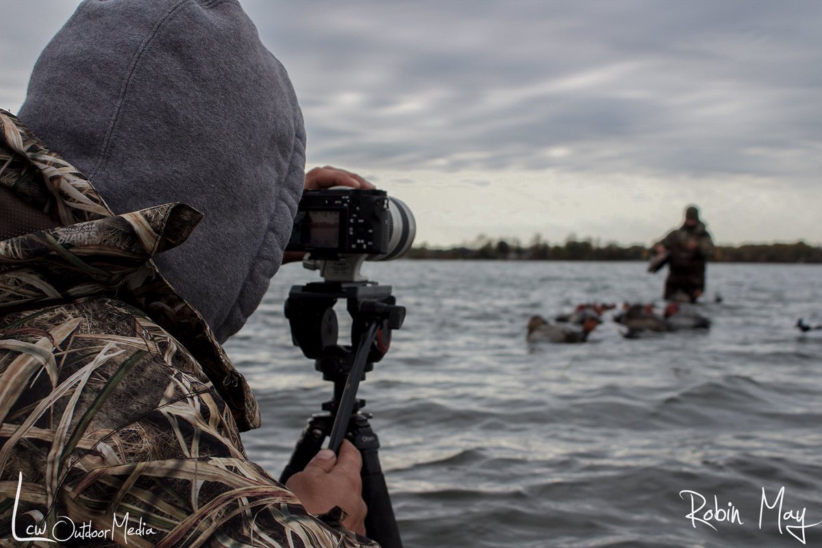 LCWaterfowl's tweet photo. So we had the cameras out rolling yesterday and it was to much fun !! Edit coming soon.
Photo credit: ๐ธ @robinjustinemay
.
.
#lastcallwaterfowl #lcwoutdoormedia #makeeveryframecount #huntinglife https://t.co/JQ1buTG40F