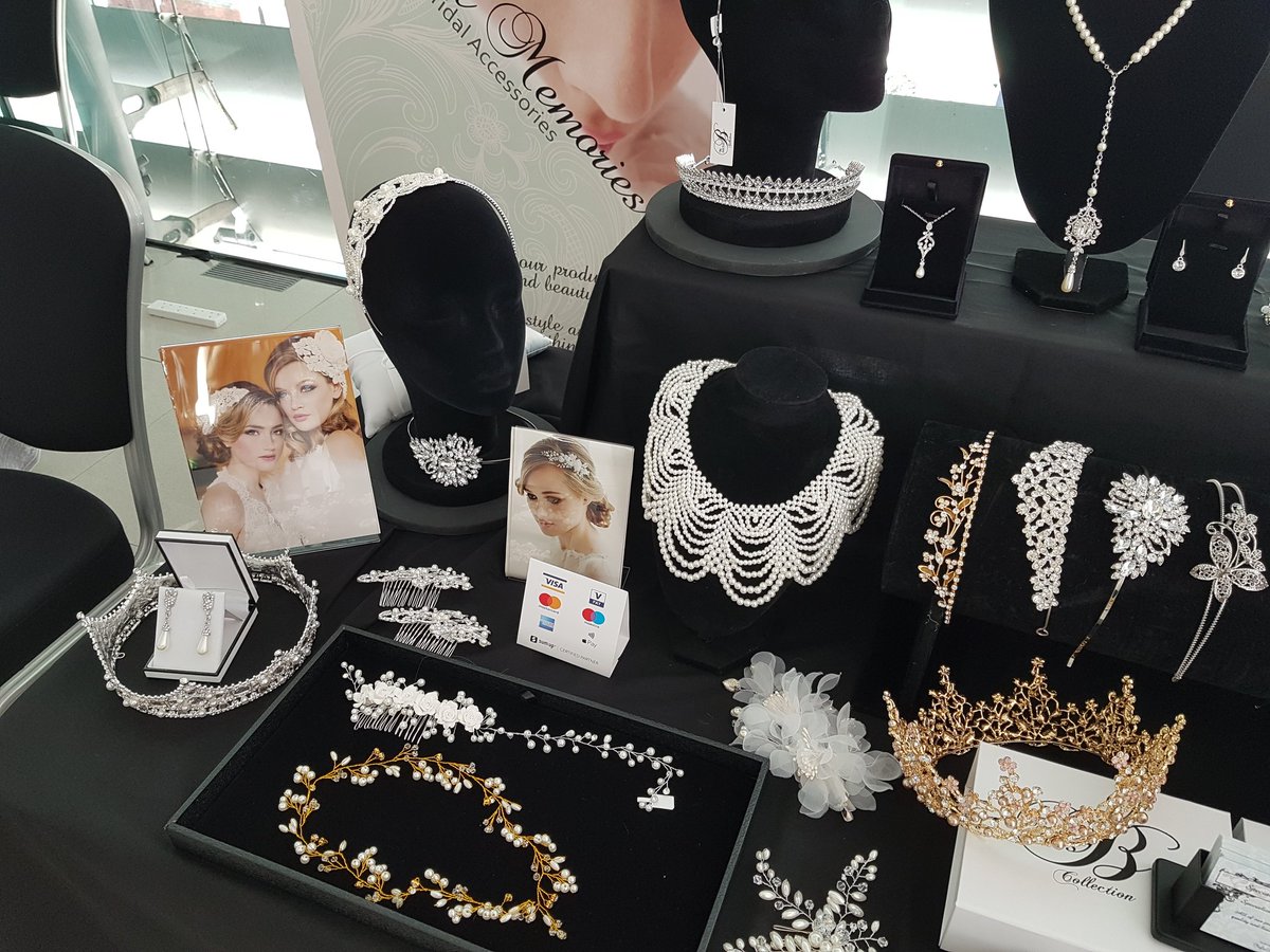 facebook.com/10002473651136…
Looking forward to Sheffield City Hall bridal fair this Sunday.