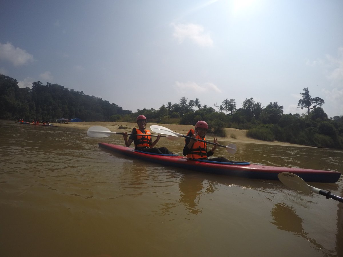 karenofficials's tweet photo. Hello everybody! 🎊
Kayak session is opened for today!
Time: 5pm - 7pm
Place: Tasik UNITEN
Fee: 
👉🏼RM5 (non-members) 
👉🏼FREE (members) https://t.co/tuBZpHWfB7