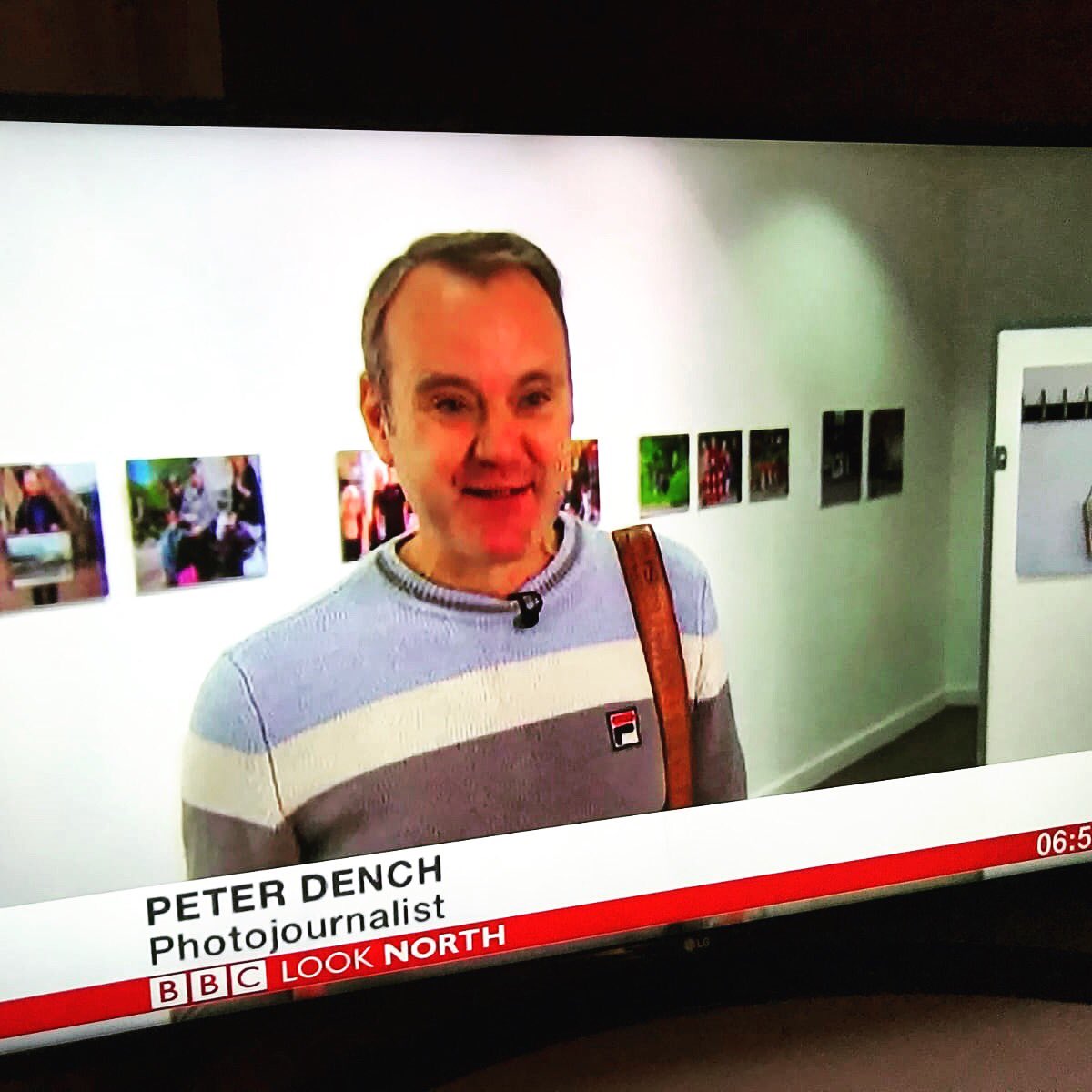 peterdench's tweet photo. Chatting with @BBCLookNorth about the #A1 #Britain on the Verge exhibition on now @HIPgallery @CandCnetwork #OLYMPUS #FILA #Yorkshire #Hull #Brexit https://t.co/apyfjbXbWv