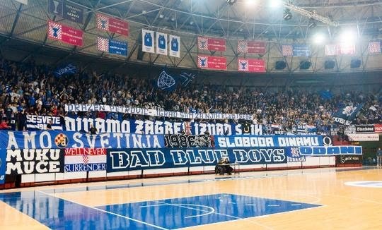 FutsalDinamo's tweet photo. .@DrazenPetrovic: "Igrao sam za njih, klub i sebe"
Sretan rođendan velikom Draženu! Danas bi mu bio 54.
----
Happy birthday to big Drazen Petrović! Today he would be 54.
#sport #drazen #drazenpetrovic #cibona #zagreb #basketball #nets3 #nba #idol #fan #badblueboys #dinamo https://t.co/hCQ0I2OlyM