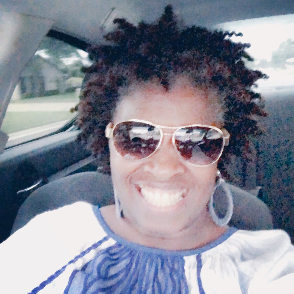 Mrsmorality65's tweet image. #Rainingoutside #Sunnyinsidemyheart