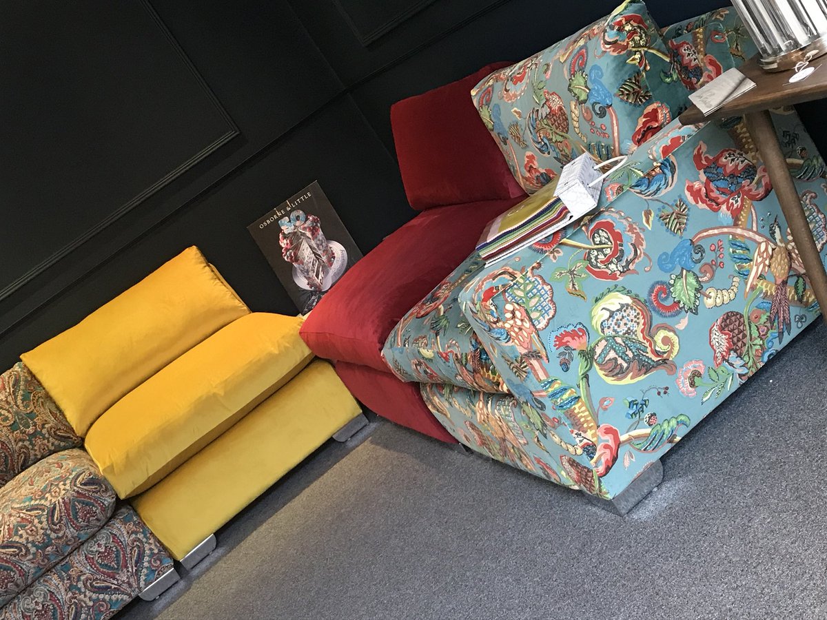 houzlux's tweet image. Modular Living...But not as you know it 😍 Just choose how many segments, your fabric &amp;amp; leave us to do the rest. #modularsofas #mulberryfabrics @baggott19 @AWorldofLuxury @Pietrart @Piecesofnature1 @RetweetWilmslow @welovecheshire @RealCheshireSet