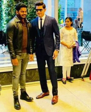 DqGLaLqU0AANKOw?format=jpg&name=360x360