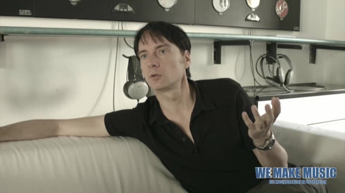 wavemake_'s tweet image. (Was fördert den Erfolg von Künstlern)

soundcheckme.de