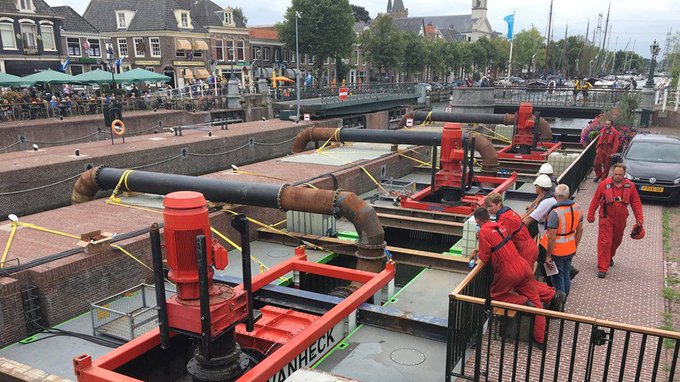 Het klimaat verandert en de waterschappen werken volop aan de gevolgen. Daarom zijn we benieuwd naar jouw mening over het werk van de waterschappen! https://t.co/YnAa12aK9N
Het invullen van de enquête kost je slecht vijf minuten, alvast hartelijk bedankt! 👍