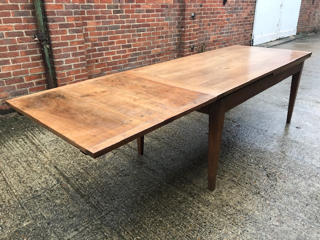 AntiqueTables1's tweet image. 19th Century Cherry double extending table. Read More: bit.ly/2PdIWbs
#extendingtable #19thCentury #Cherrytable #diningtable #antiquetable