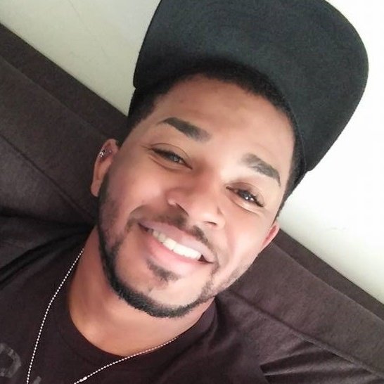 Josh_ade_gr's tweet image. #NewProfilePic θα ερωτευτω το αγχος μου, μηπως με παρατησει και αυτο. #blackhumor η επομενη φωτο θα ειμαι sad με γιαλια ηλιου, γιατι και sad ειμαι cool. #askjosh