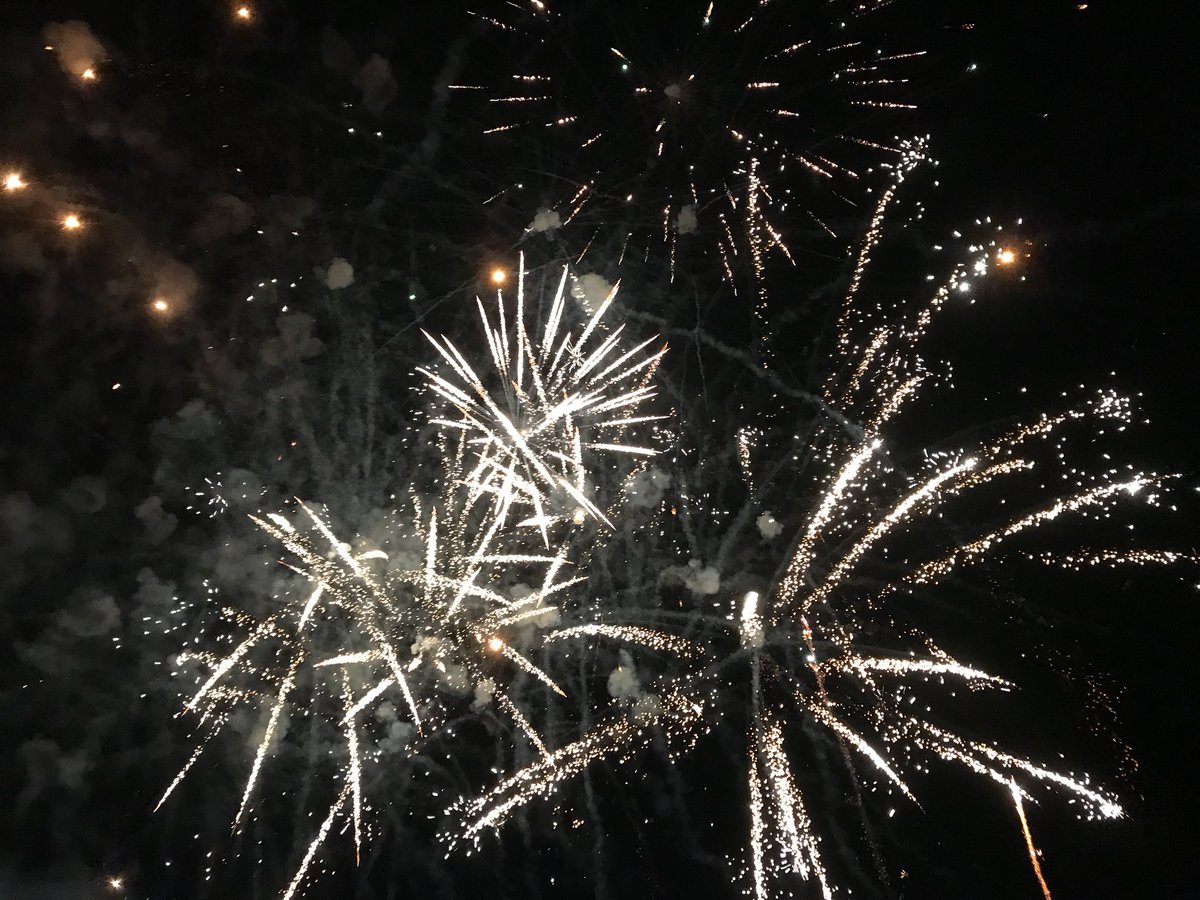 #XiMExpertsInMotion begeht sein fünfjähriges Jubiläum! Unser #ExpertenTeam ist stolz darauf. Wir werden auch künftig alles dafür geben, die Erwartungen unserer Auftraggeber und Partner zu erfüllen. 
experts-in-motion.de