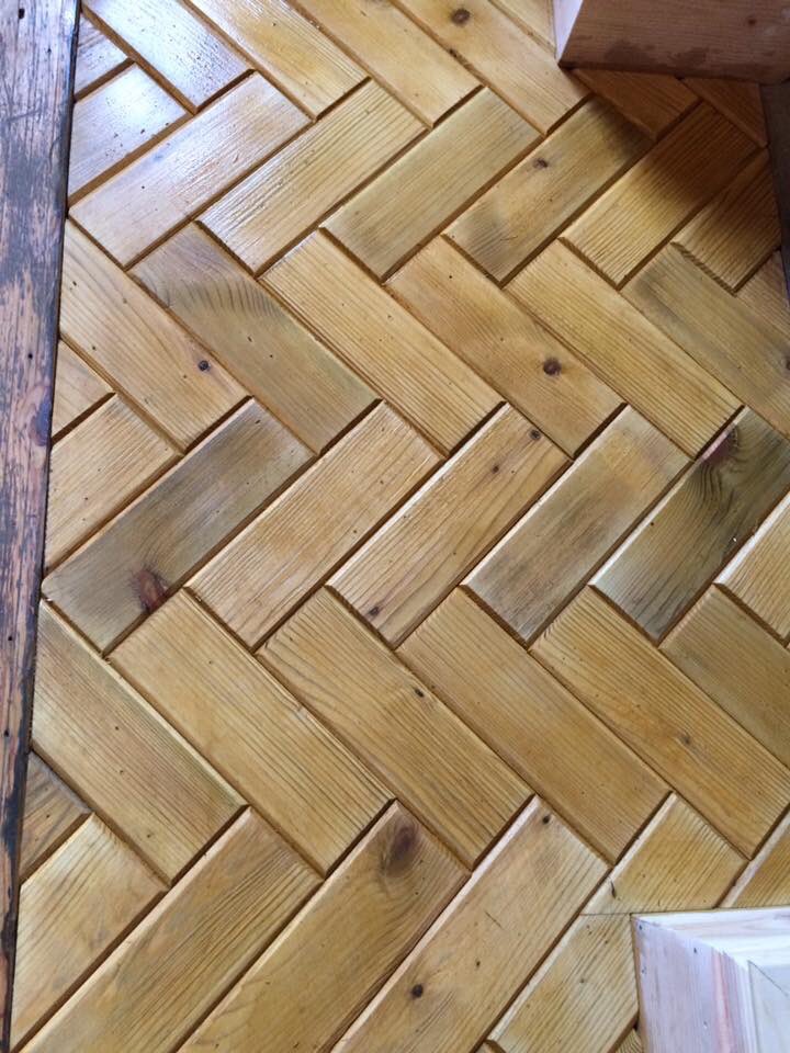 AllcockBall's tweet photo. I age wood , does this to new pine in minutes, contact us direct 07813923048 https://t.co/xBJqkDqMjR for how to videos info@allcockandball.co.uk special offer on now 👍 https://t.co/DlqlXWIhKD