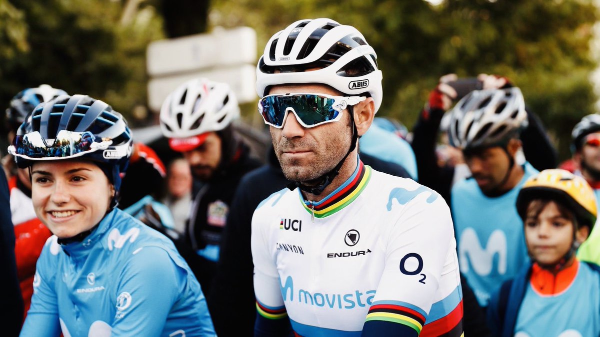 Copedaleando's tweet photo. 📊 UCI World Ranking

1º Alejandro Valverde 🇪🇸

2º Simon Yates 🇬🇧

3º Elia Viviani 🇮🇹

4º Peter Sagan 🇸🇰

5º Julian Alaphilippe 🇫🇷

6º Geraint Thomas 🇬🇧

7º Van Avermaet 🇧🇪

8º Tom Dumoulin 🇳🇱

9º Tim Wellens 🇧🇪

10º Romain Bardet 🇫🇷

💥 Valverde termina 2018 como nº 1 del mundo https://t.co/gYBEAM2qsO