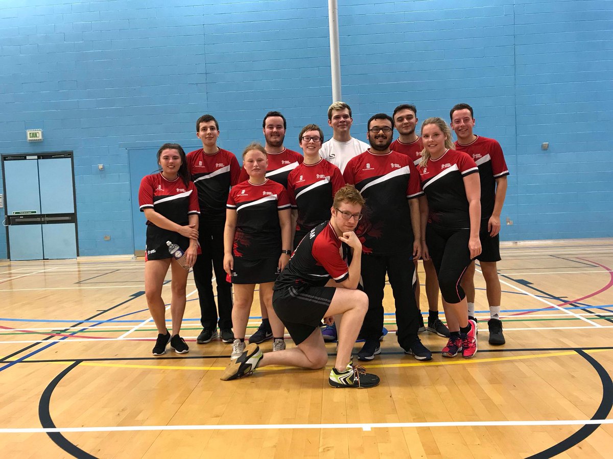 DMUKorfball's tweet photo. DMU 2 started the first match of the season yesterday against Nottingham City. It was a sad loss but everyone played great for their first game. Special mention to Bex and Nina for scoring, and to Cam for reffing. Well Done Everyone! https://t.co/BWrLkbo1is