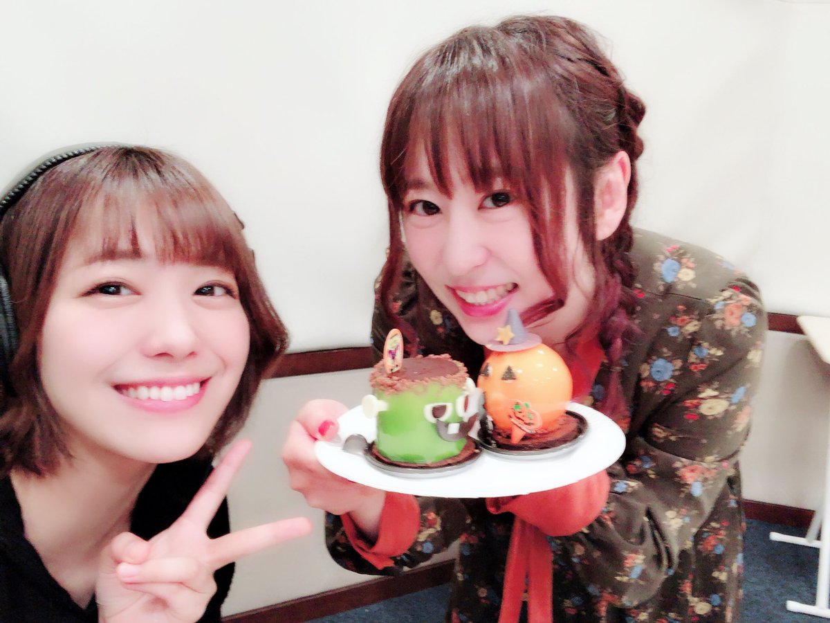 愛美 ポピラジ 今回は なななんと ゲストのめぐちぃと二人きりだよ たのしい回になったので聴いてね 響ラジオステーションで バンドリ ポッピンラジオ を楽しもう T Co Bmx2yofwbf 愛美 ポピラジ 今回は なななんと ゲストのめぐちぃと二人きりだよ たのしい回になったので聴いてね 響ラジオステーションで バンドリ ポッピンラジオ を楽しもう T Co Bmx2yofwbf
