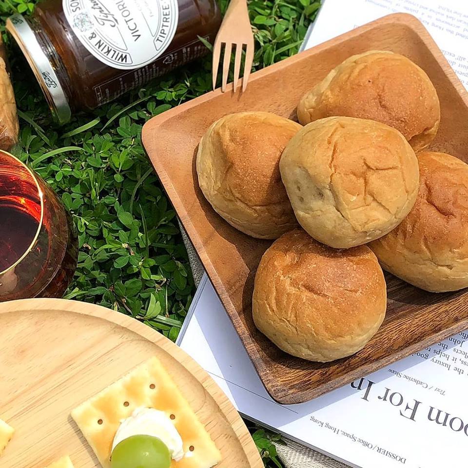 Angbobs_'s tweet image. 100% 국내산 우리밀_
통밀로 만들어 더 건강한💪
앙밥스 통밀식빵&amp;amp;통밀모닝빵🍞

닭가슴살 전문 브랜드 '앙밥스'
angbobs.com

#현실적으로 #앙밥스 #앙밥스닭가슴살 #angbobs 
#닭가슴살 #빵 #통밀빵 #통밀 #우리밀 #식빵 #모닝빵 #저칼로리 #건강식단 #다이어트 #diet  #맛있어요 #jmt