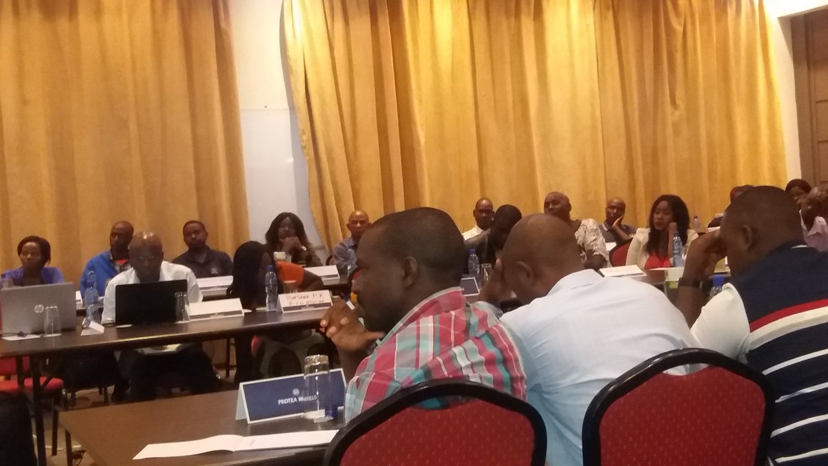 Chiwala1900's tweet photo. #Weatherinfor is vital to #SSF planning, #GCF Ag program adding to this as @ZMD @WARMA articulates on #CIEWS facilitated by @UNDPZambia https://t.co/Ok8C5AASYg