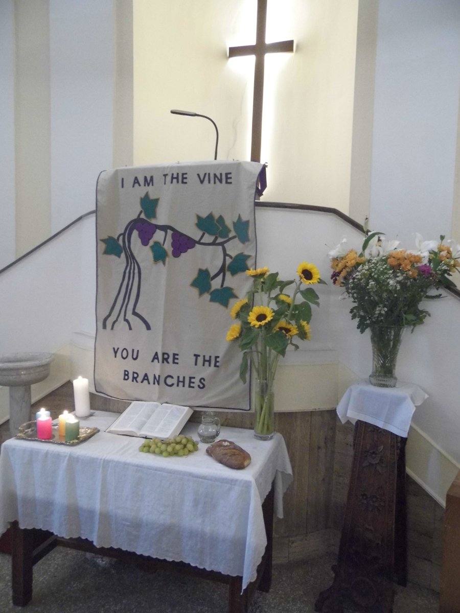 MethodistRome's tweet image. PSA had a wonderful service for All Age Worship Harvest @allwecanuk and raised over 300 euros for the let your light shine appeal #harvest