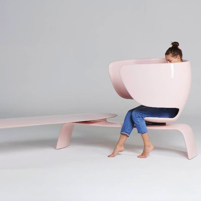 The world’s first ergonomically designed bench that enables mothers to comfortably breastfeed in public. With <a href="/heerspace/">Heer</a>, airports, shopping centres and entire cities will become friendlier and more accessible to mums and babies. despoke.com