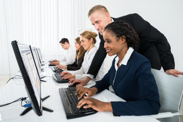 MnavarrSuse's tweet photo. SUSE Expands Academic Program to Train More #OpenSource Workers The free #SUSE training program aims to help universities, schools and other learning institutions provide open source skills to IT workers. https://t.co/OeLUi2LiGu https://t.co/ocXpYrXr0R