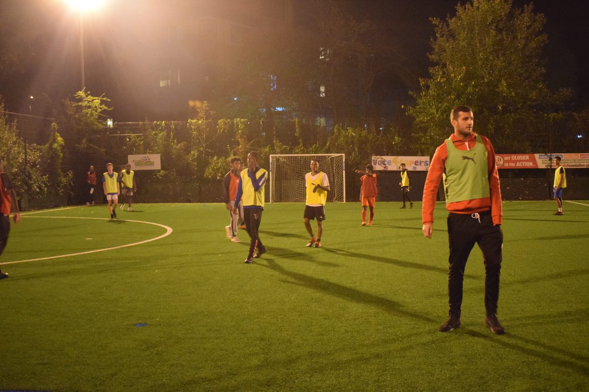 CrawleyTownCF's tweet photo. To conclude our #HateCrimeAwarenessWeek activities, we had @lewisyoung89, Yusuf Mersin &amp; Jimmy Smith down at Broadfield @CTFC_Kicks last Friday. Thank you to all the players who got involved in such an important week.

@crawleybc @sussex_police @PLCommunities @EFLTrust @kickitout https://t.co/wngql4HbKu