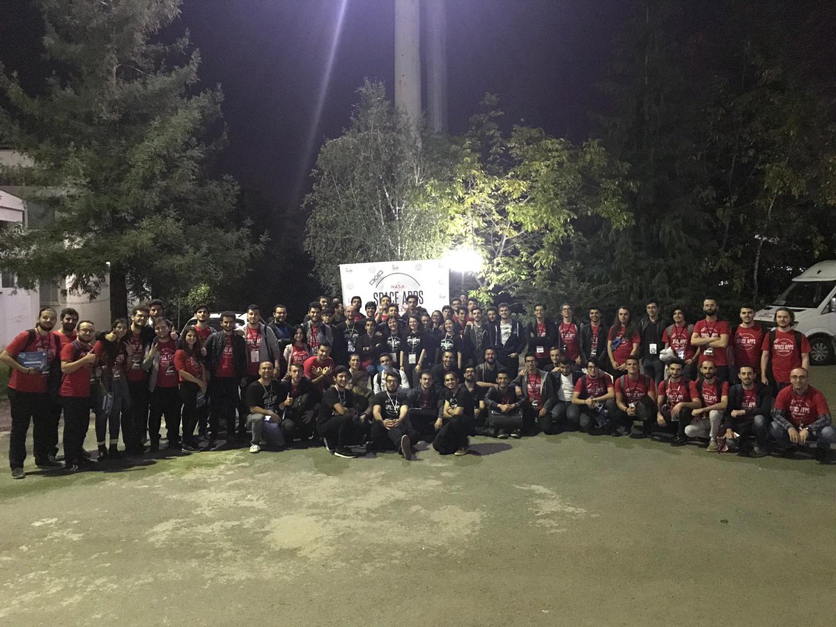 yazilimktu's tweet photo. Etkinliğimize katılan ve bu etkinliğin düzenlenmesin de yardımı dokunan herkese çok teşekkür ederiz. Bizi takipte kalın devamı gelecek. 🚀
#SpaceApps #SpaceAppsTurkey #SpaceAppsTrabzon https://t.co/jZOFS5AcOw