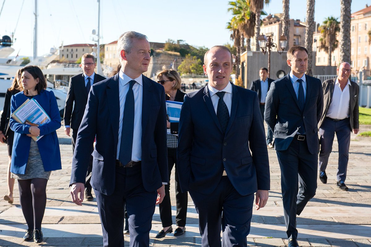 LMarcangeli's tweet photo. Je me réjouis de l’annonce faite par @BrunoLeMaire : #Ajaccio va être classée « Zone Touristique Internationale ». Au-delà d’asseoir notre renommée, cela nous permettra de répondre aux destinations concurrentes grâce, par ex, à l'ouverture des magasins en soirée et le dimanche. https://t.co/S7VDaPofSj