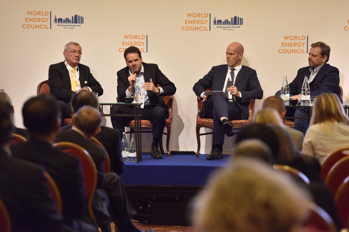 AkselosCAE's tweet photo. Our CEO @tleurent on stage at #MilanEnergyWeek with @WECouncil and #WELS2018 giving the #deeptech #innovation angle in the #energytransition . Have you read the blog? https://t.co/LIJk45kayb https://t.co/vJISJ0bDpD