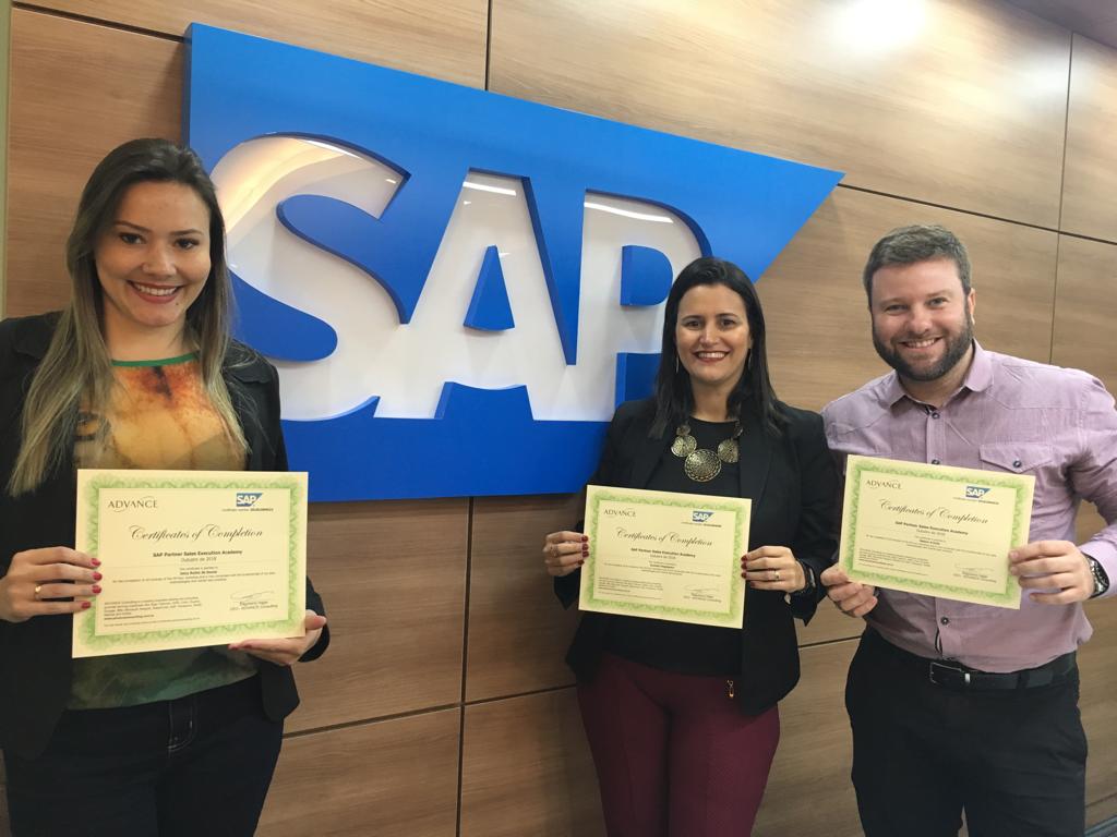 staritretail's tweet photo. Final de semana de muito aprendizado. Encerramento de mais uma turma SAP Partner Sales Academy. Obrigada pela dedicação! Nosso time cada vez mais forte e mais bem preparado para levar soluções aos nossos clientes. 
#starit #retail #varejo #sap #sapsalesacademy https://t.co/hBwFtleGAs