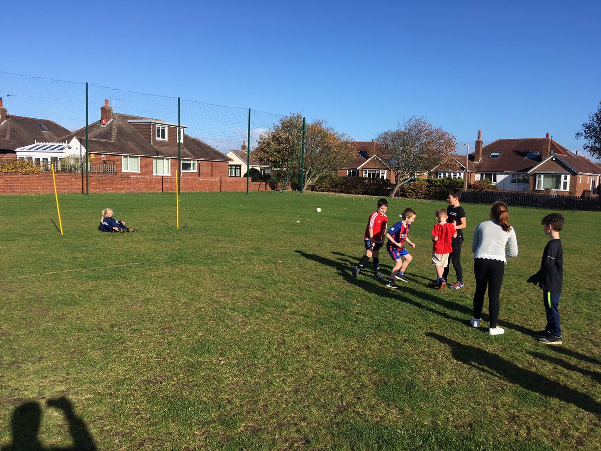 HeyhousesSport's tweet photo. Our KS2 Sports Camp started  today and we’ve all had a great time. Today’s activities were Dodgeball, Hockey, Football, Dance and Rounders. Really looking forward to the rest of the week with Mr Nay, Mr Heavyside and Miss Anderson. https://t.co/Z9fAKGExNg