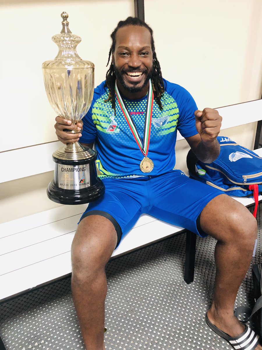 Christopher Henry Gayle in T20s: 

Matches 353
Innings 345
RUNS 12052
Average 40.3
SR 149
100s 21
50s 75
6s 890
4s 919

Becomes the first player to reach the 12000-run mark in T20s

Universe Boss!

@henrygayle 
#APLFinal
@henrygayle