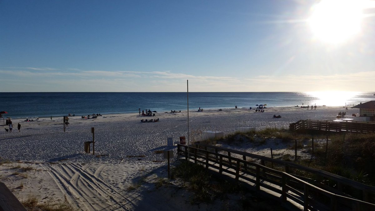 dougvandyke's tweet image. In Destin, Florida to deliver a #Keynote @ILDA Conference. Very intelligent, strategic group of entrepreneurs. ow.ly/cjUu30mknLU