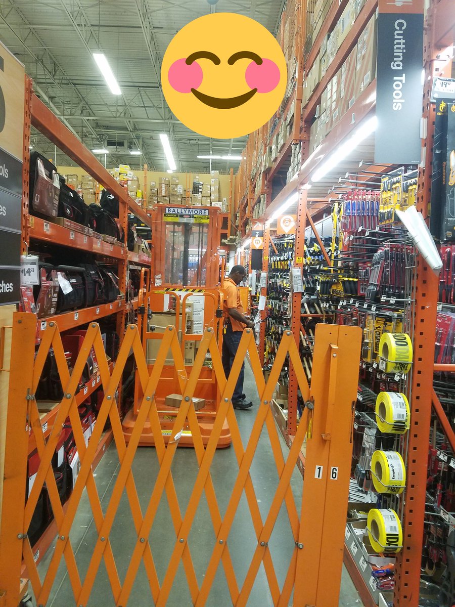 Marvin hard at work <a href="/2563WaldorfHD/">Waldorf 2563 HD</a>