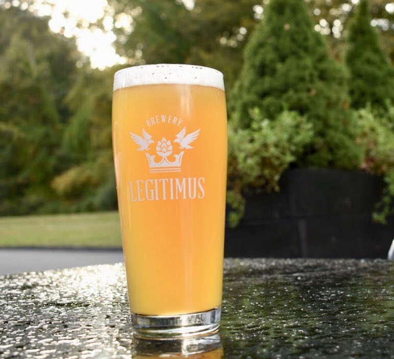 B_Legitimus's tweet photo. Try the Beer of the Week and get $1 off the first pint when you do!
This week it’s Dr. Strangehaze New England Style IPA! #beeroftheweek #drstrangehaze #craftbeer #markofcraft #brewerylegitimus https://t.co/EQlcKkGyIW