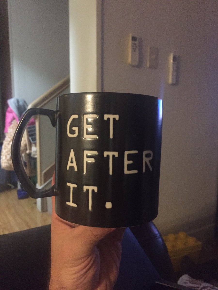 BrendoPretendo's tweet image. Went to Iwo Jima and came home to this gift from my wife. It was moving to see where so many Marines made the ultimate sacrifice. I am forever grateful to them. Thanks @jockowillink for spreading the good word. #getafterit #supportch