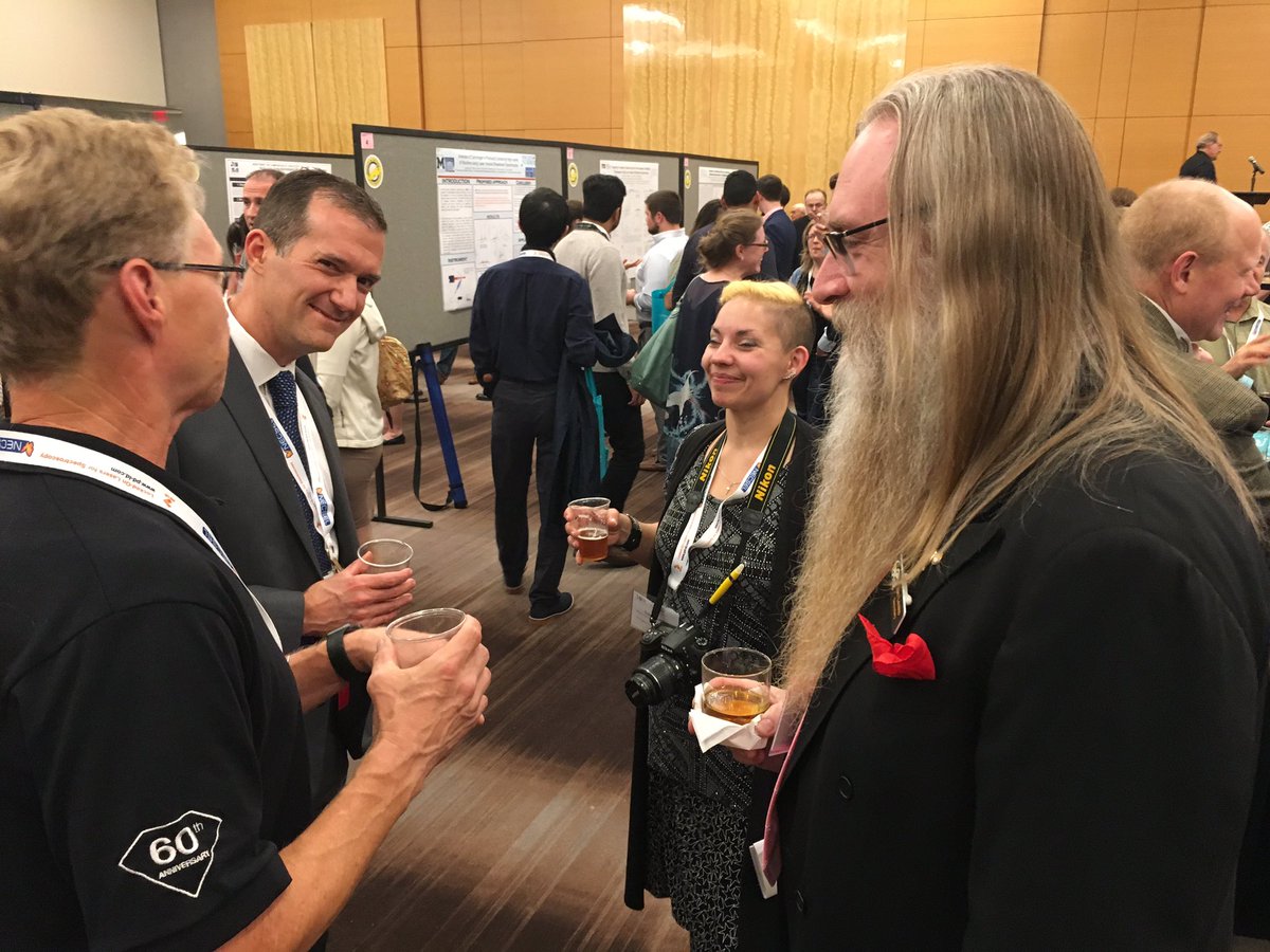 Facssfacssorg's tweet photo. #SCIX2018. Old friends. New acquaintances.  Great science. https://t.co/jeWf6U7ulg