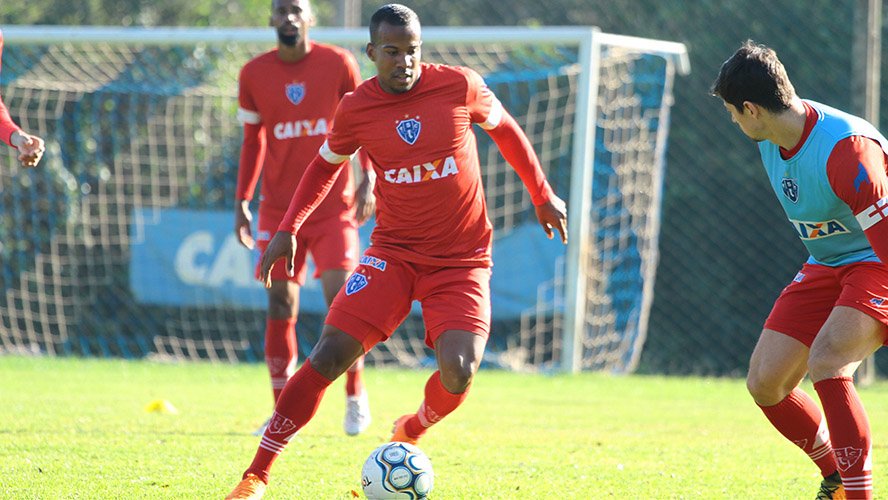 Metendo_Bronca's tweet image. Guilherme Santos agride jogador do Fortaleza e pode ficar fora da Série B. Veja o vídeo! dlvr.it/Qp6MJ1 #EsporteBrasilDOL #Descontrole