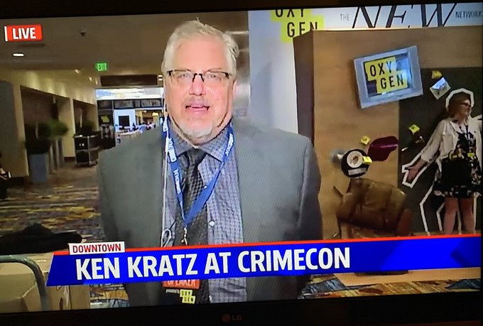 Binging #MakingAMurderer2 and I had to pause at this point. I have three questions. 1) Is there seriously<a href="/tag/makingamurderer2"class="tags">#MakingAMurderer2</a>
