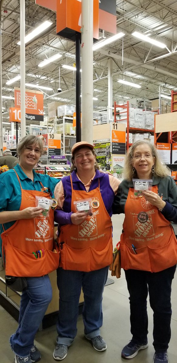 CAM &amp; FRIENDS 2018 New week new treat! Thank you for all you do! @YosemiteDina <a href="/ricky38998412/">Ricky Martinez</a> <a href="/SaboCindy/">Cindy Sabo</a>