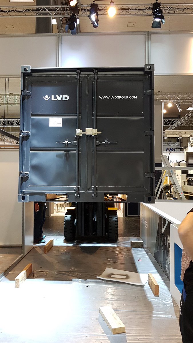 LVDCompanynv's tweet photo. Twas the night before EuroBlech and all through the hall, lots of exhibitors were still stirring... but not LVD. We're ready for curtains up in the morning. See you soon! #hall12 #standF104 https://t.co/E1lmkMwKwh