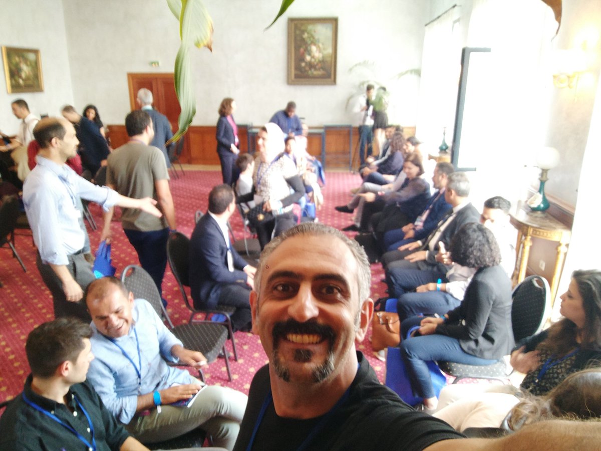snackablenews's tweet photo. Speed dating at #MediaLovesTech 🇹🇳 https://t.co/ySnq232RuR