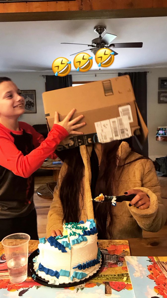 ActsOfDesire's tweet image. The things I go through everyday. 

Life’s a struggle for me.