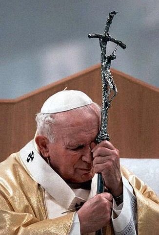 LeMeTellUSumtin's tweet photo. "The cross means there is no shipwreck without hope; there is no dark without dawn; nor storm without haven."
Pope St. John Paul II, catalyst in bringing down Communism in Eastern Europe-- no biggie 😁 https://t.co/fvyUjqZPDT