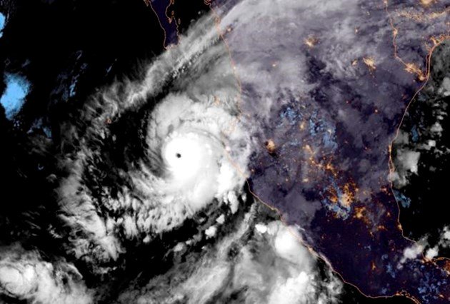 Extremely dangerous' Hurricane Willa aims for Mexico's west: bit.ly/2Jap5EO https://t.co/oXYQRlp7l3