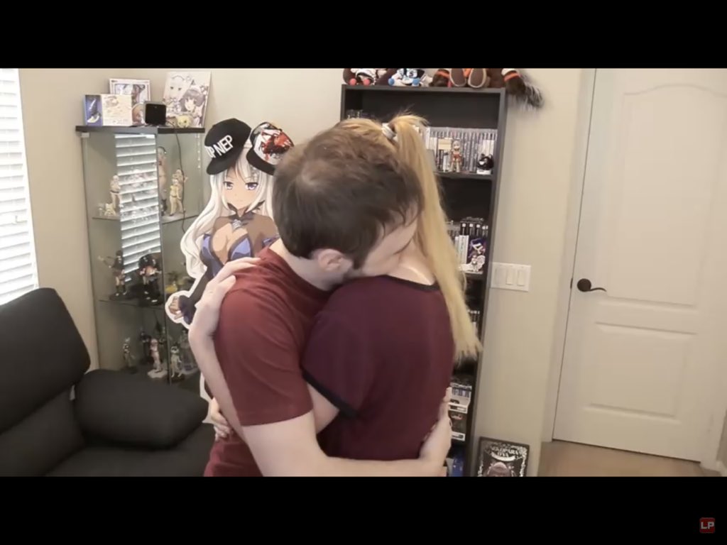 PHans101's tweet photo. @Lost_Pause_ #NobleSenpai Congrats Noble x Ashley we’re all prou of you... But I think someone’s jealous... https://t.co/d7t5r1t1fK