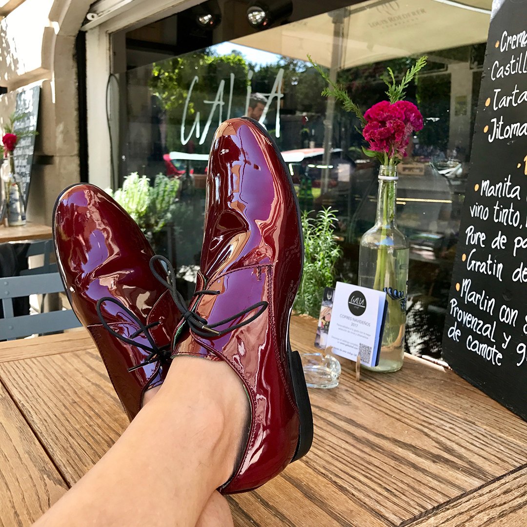 SALVADORNUNEZSH's tweet photo. #SalvaShoppers! Les aviso que ya llegaron los #ZaptosCereza !!! No se queden otra vez son los suyos!!! Corran por ellos!!! https://t.co/LaIPgfbOQZ O Whatsapp +52 1 55 3464 0882 https://t.co/a2hO7HR7x6