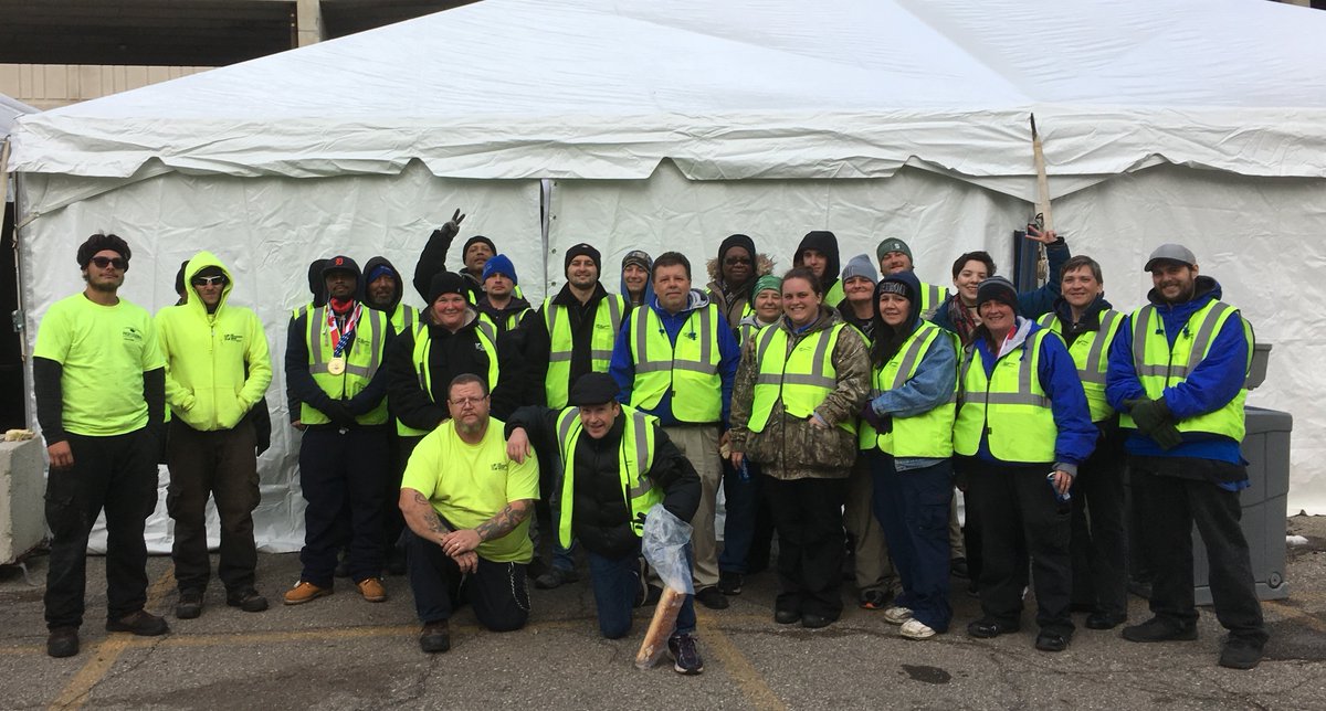 TheProfGroup's tweet photo. Our crew that provided clean up for the 2018 Detroit Free Press/Chemical Bank Marathon this weekend! Thank you for doing such an outstanding job!

#tpg #theprofgroup #detroit #marathon #2018 #freepress #chemicalbank https://t.co/tSC5YTyydB