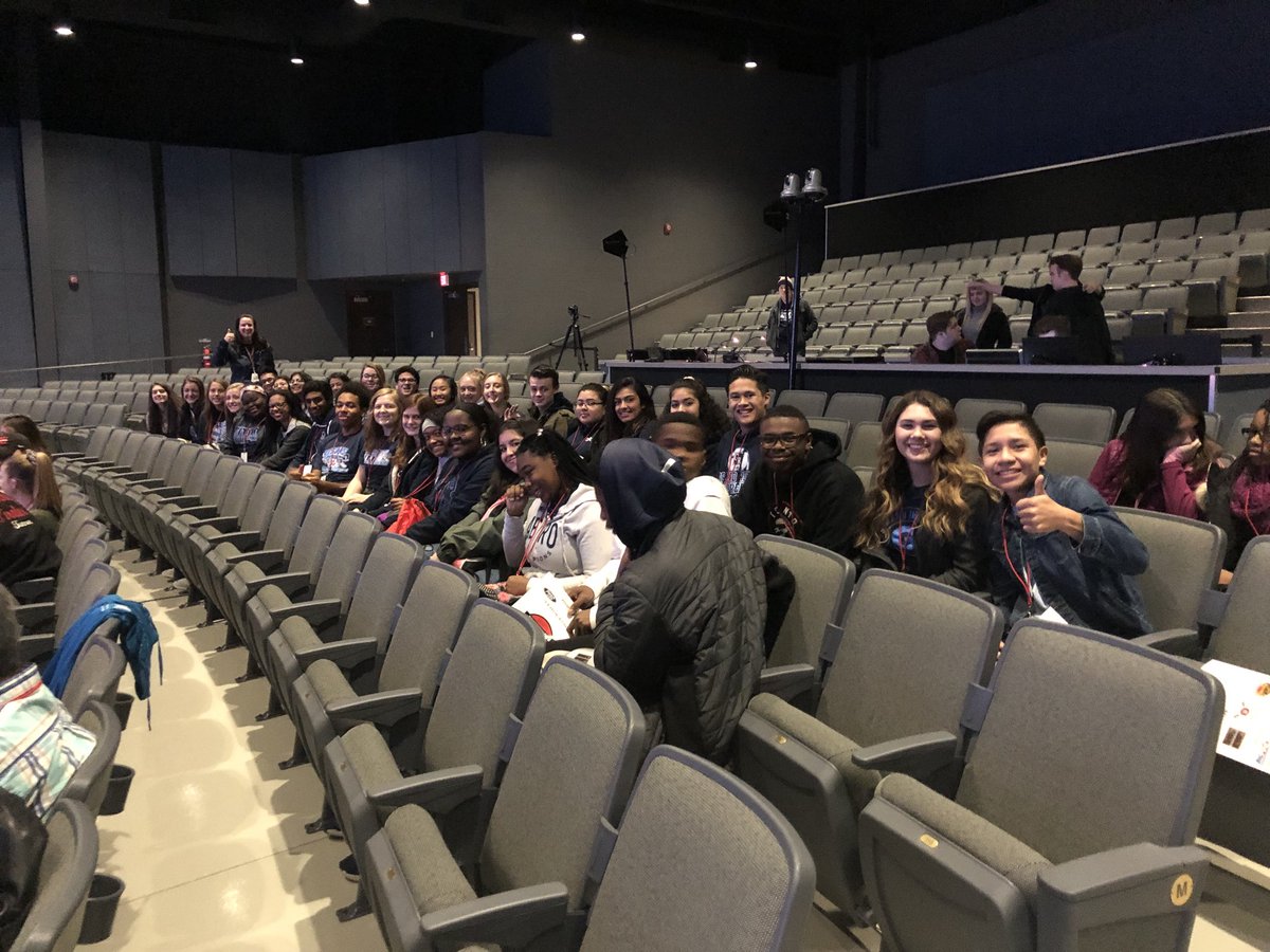 GRPStuCo's tweet photo. @HeroRoundTable Ready for some amazing speakers! https://t.co/vpwn797c31