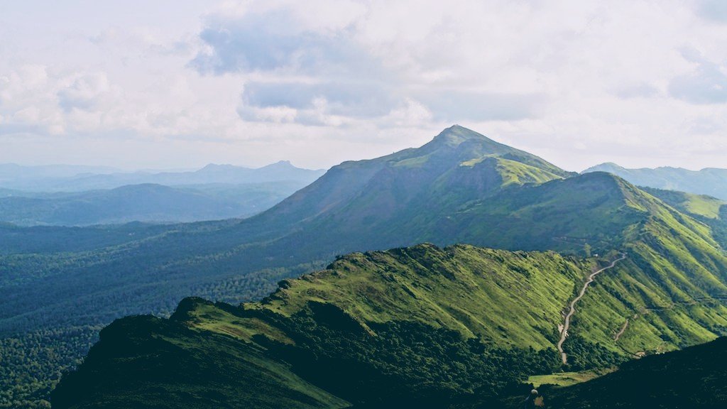 BikatAdventures's tweet photo. It’s still #Monday, but we cant wait for this #weekend! Bikat Adventures heads to #Bangalore this Saturday to team up with @enableindia to lead a trek with 20 blind participants. Updates soon! https://t.co/gRDnxgm3CY